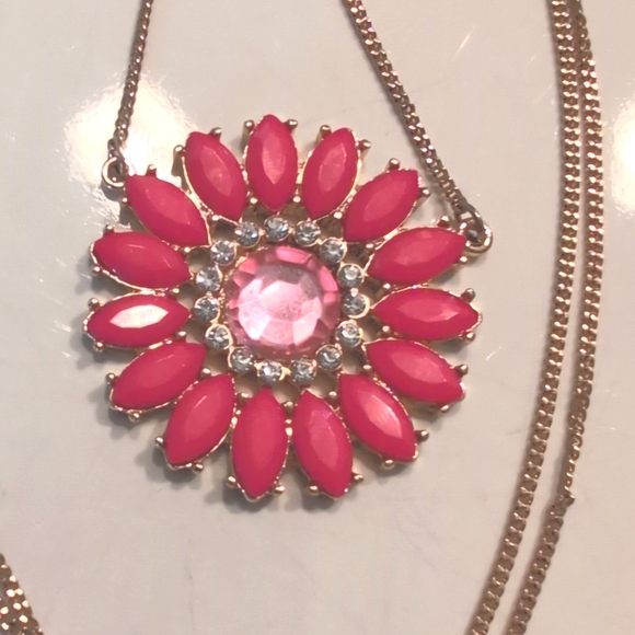 Kate Spade Long Gold Pink Flower Necklace NWOT - Picture 3 of 8